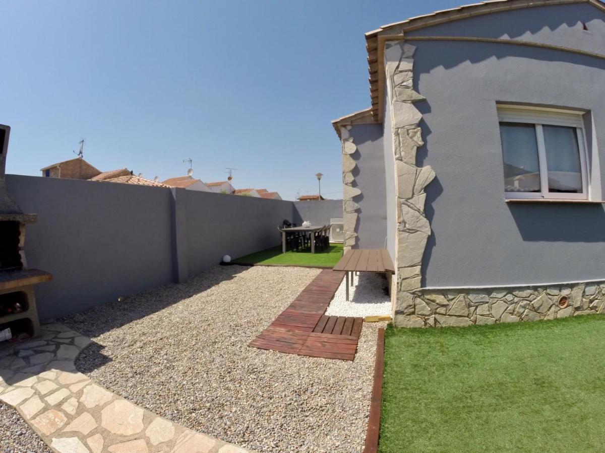 Villa Casa en L Escala con piscina y WIFI free L' Escala Exterior foto