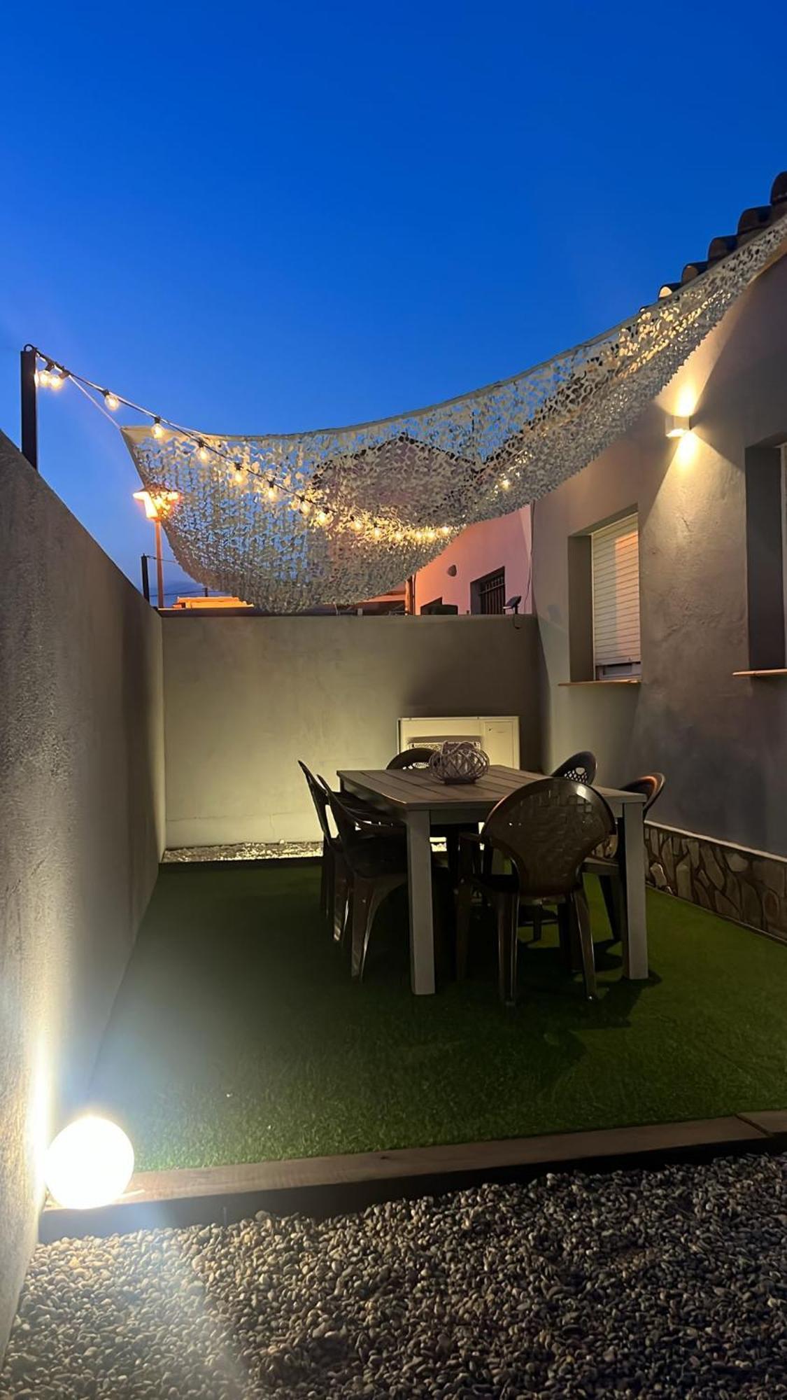 Villa Casa en L Escala con piscina y WIFI free L' Escala Exterior foto