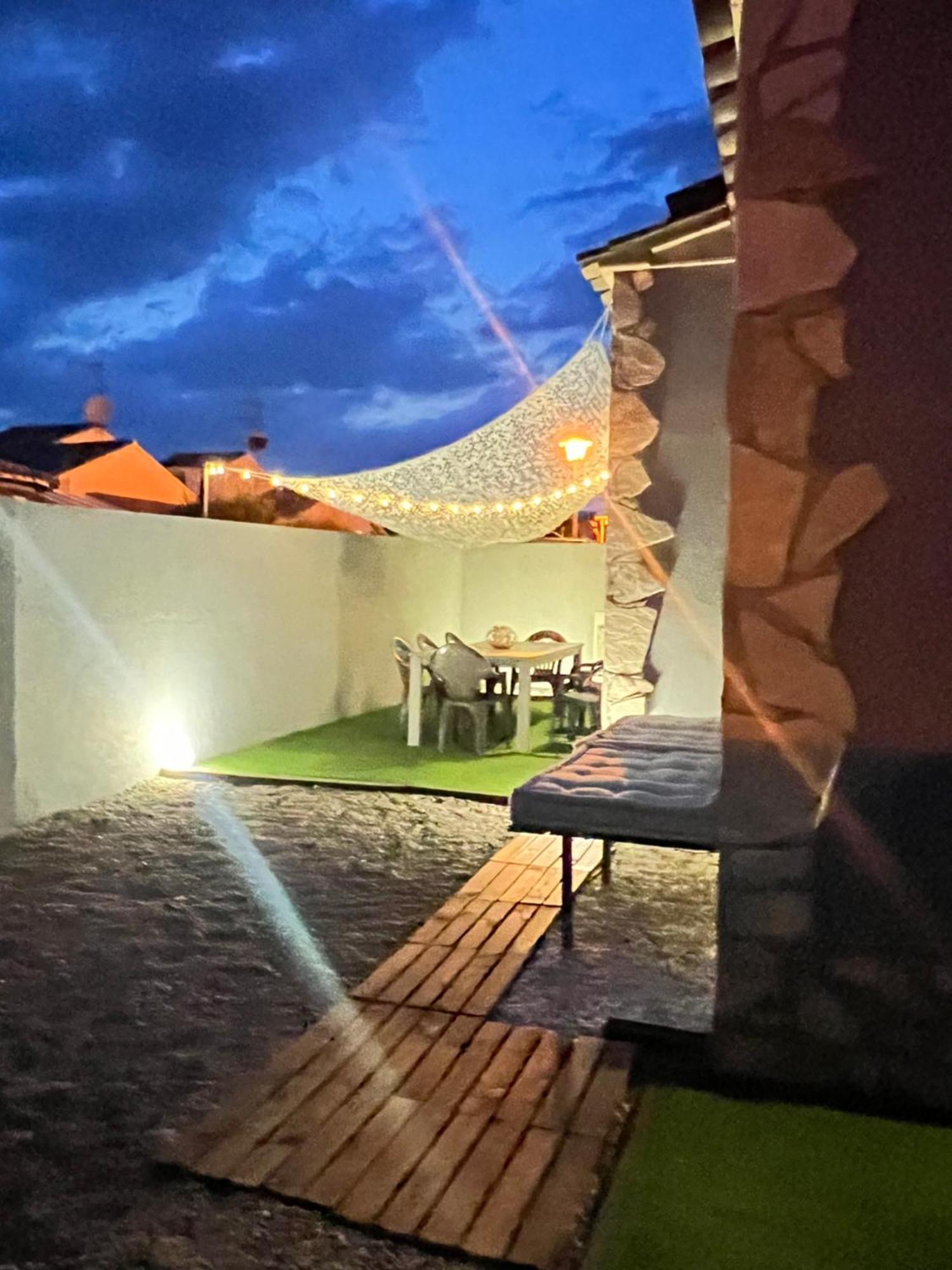 Villa Casa en L Escala con piscina y WIFI free L' Escala Exterior foto