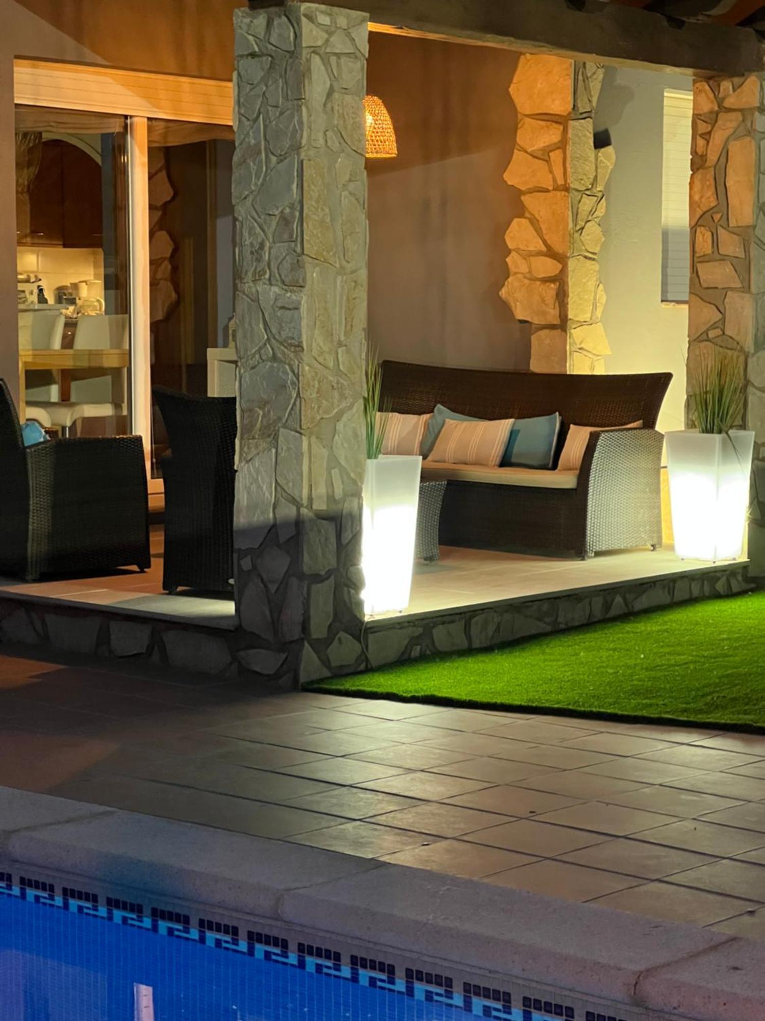 Villa Casa en L Escala con piscina y WIFI free L' Escala Exterior foto